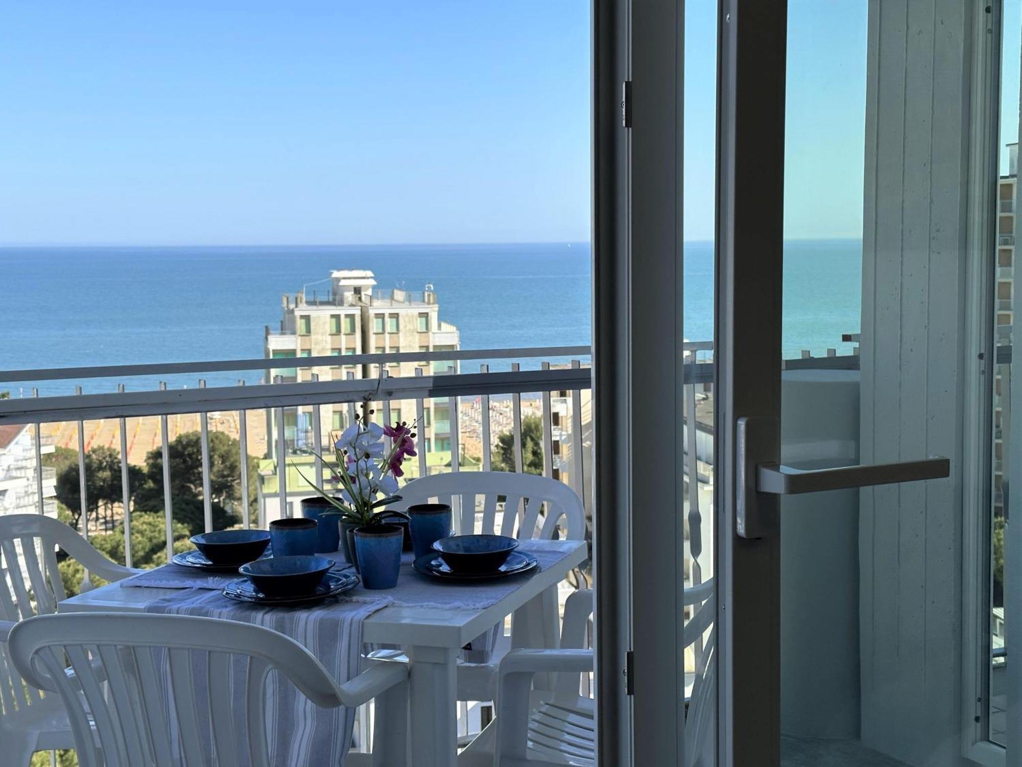 Appartamenti La Torre Lignano Sabbiadoro Buitenkant foto
