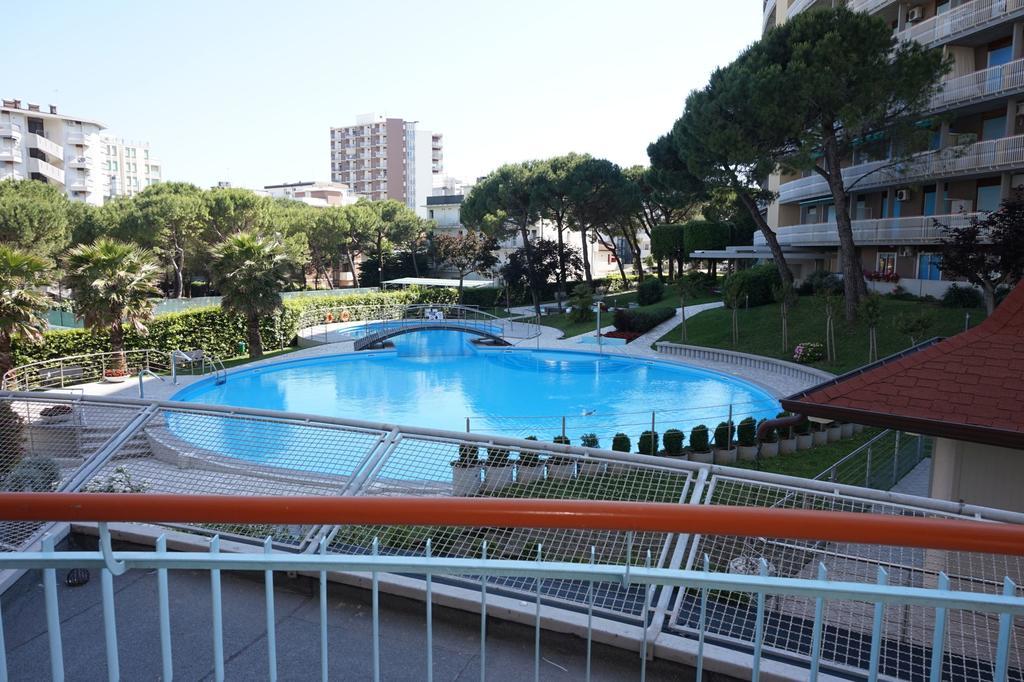 Appartamenti La Torre Lignano Sabbiadoro Buitenkant foto