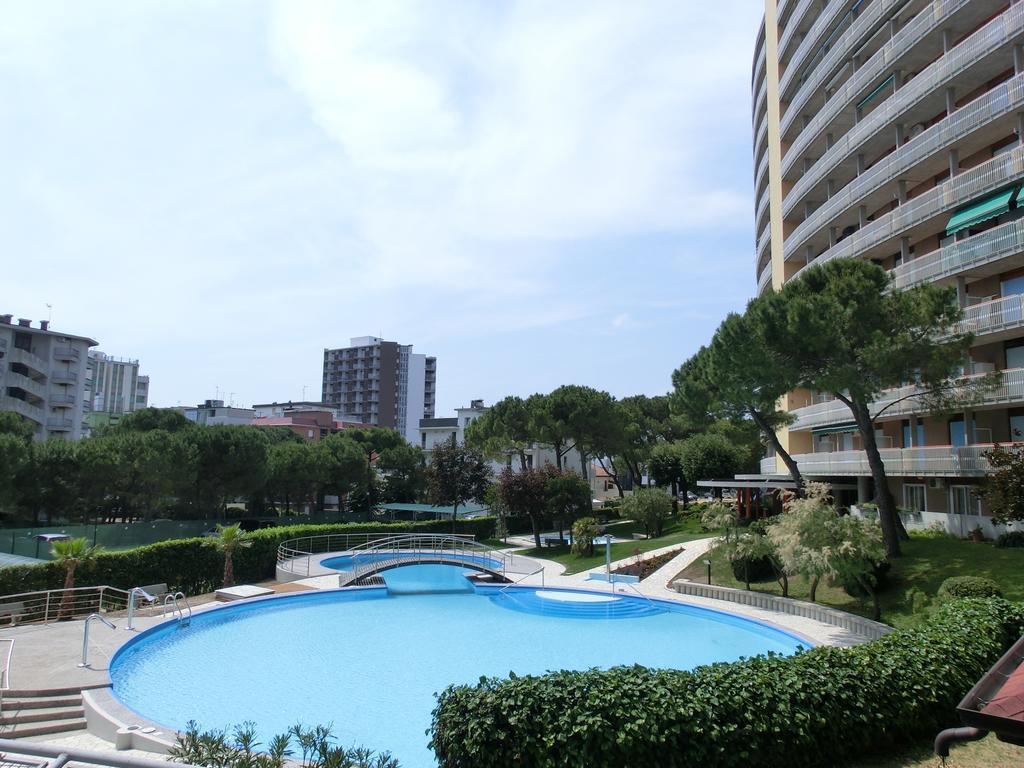 Appartamenti La Torre Lignano Sabbiadoro Buitenkant foto