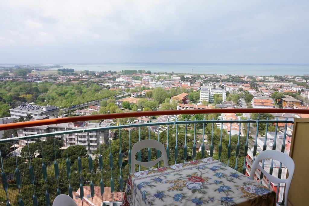 Appartamenti La Torre Lignano Sabbiadoro Buitenkant foto